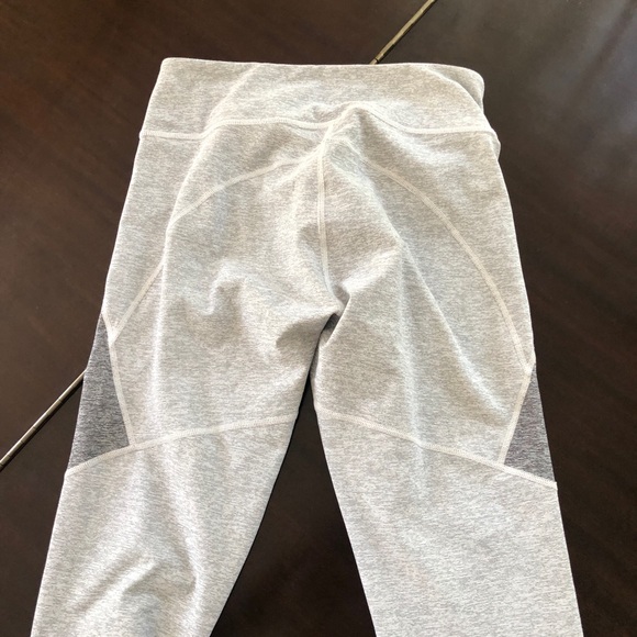 Outdoor voices two tone leggings - Picture 2 of 3